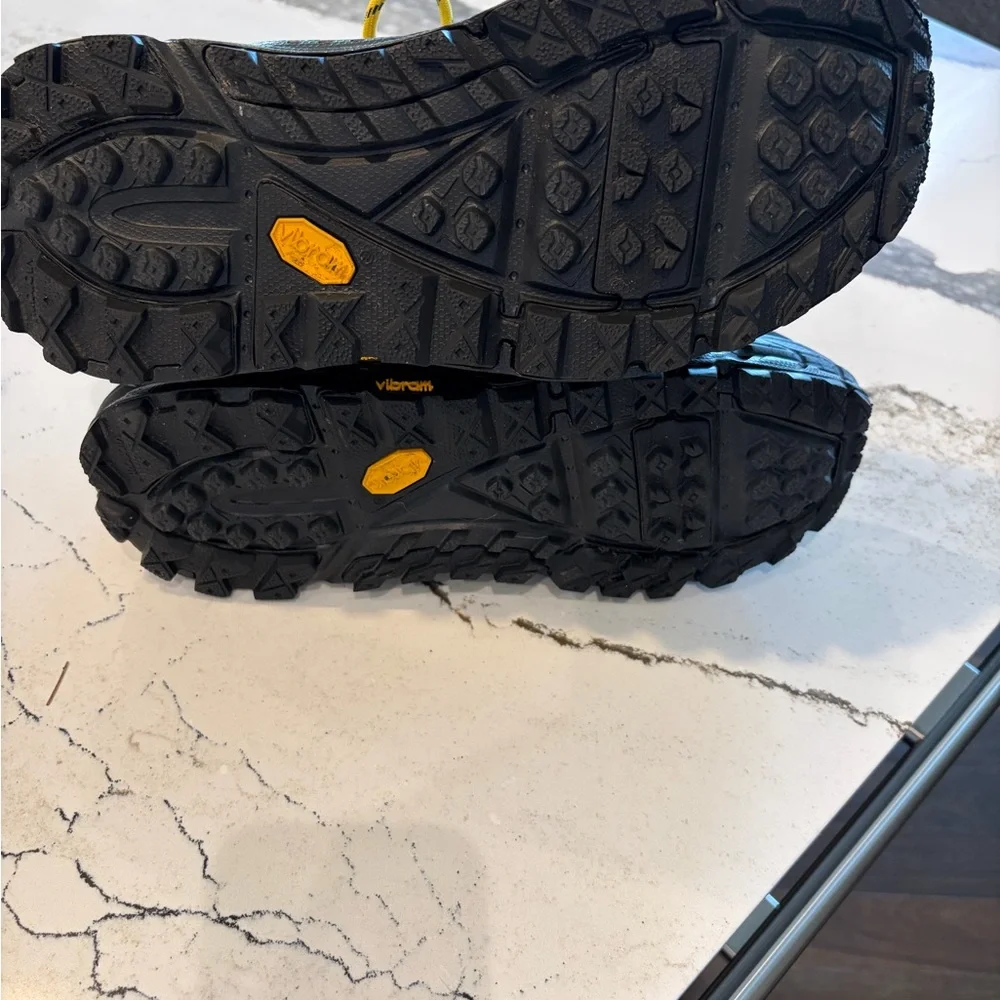 Hoka One One U Tor Summit Hiking Shoes 8.5 Black